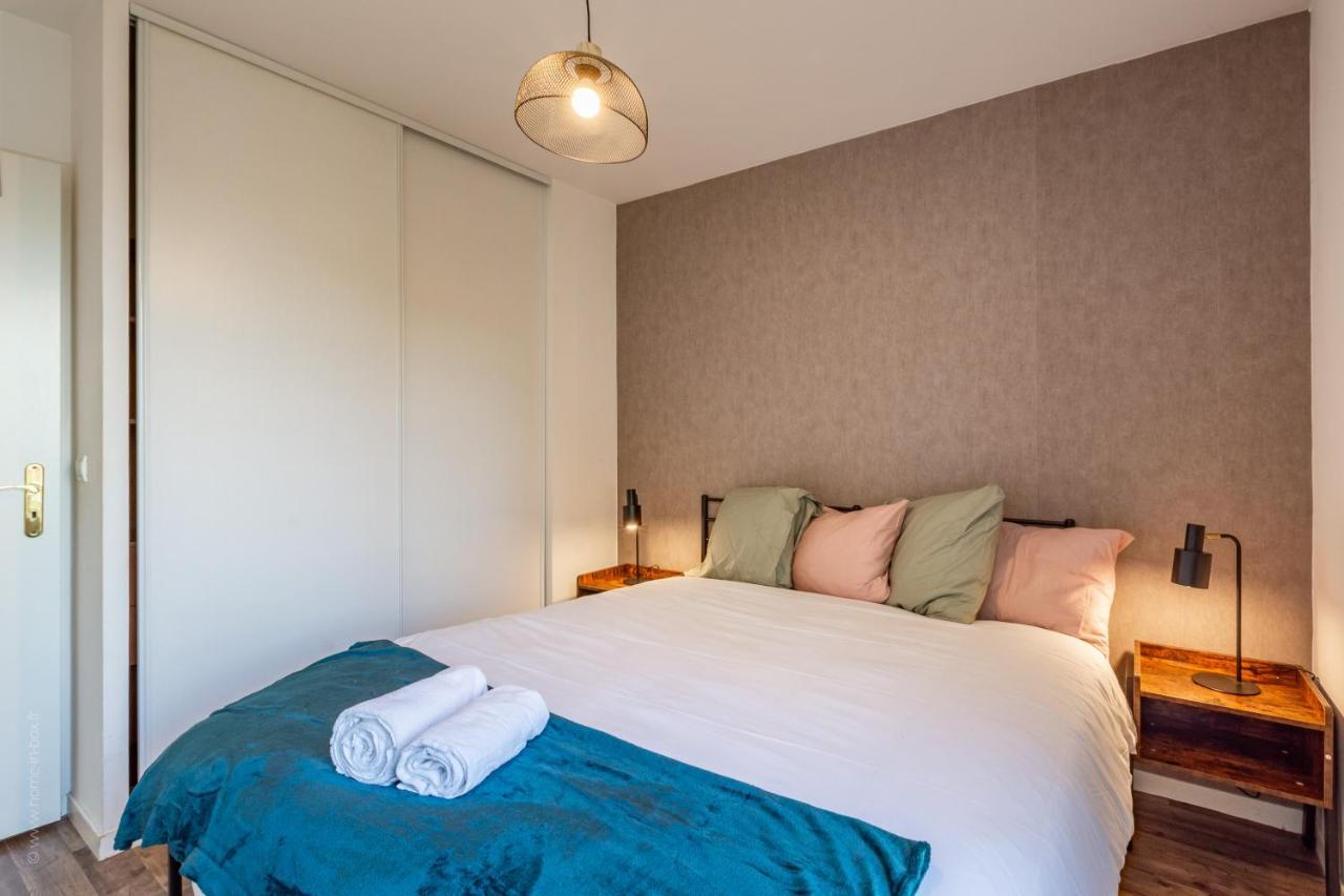 Апартаменти Luxe Flat For 7 - Fairytale Factory Бюссі-Сен-Жорж Екстер'єр фото