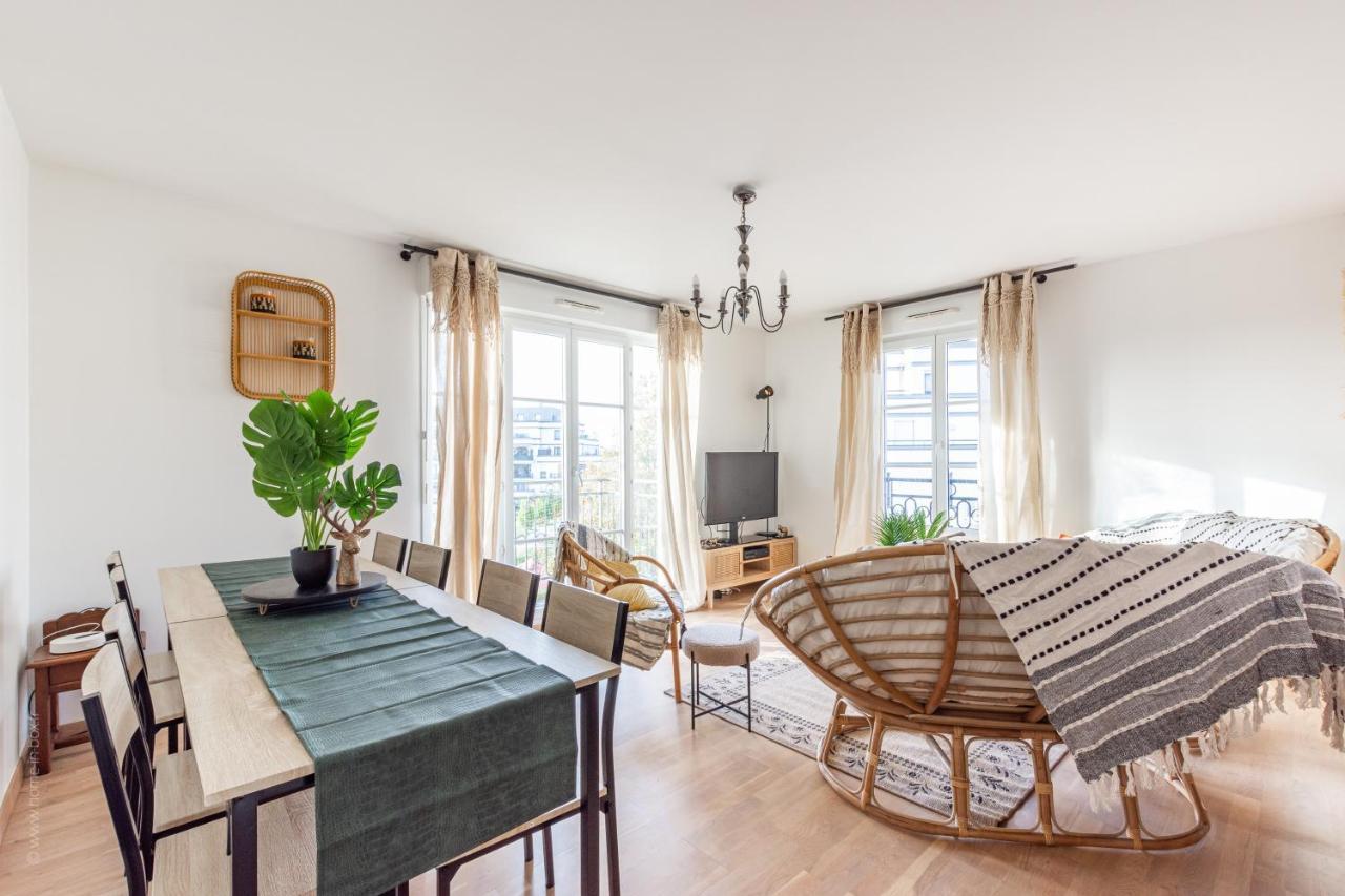 Апартаменти Luxe Flat For 7 - Fairytale Factory Бюссі-Сен-Жорж Екстер'єр фото