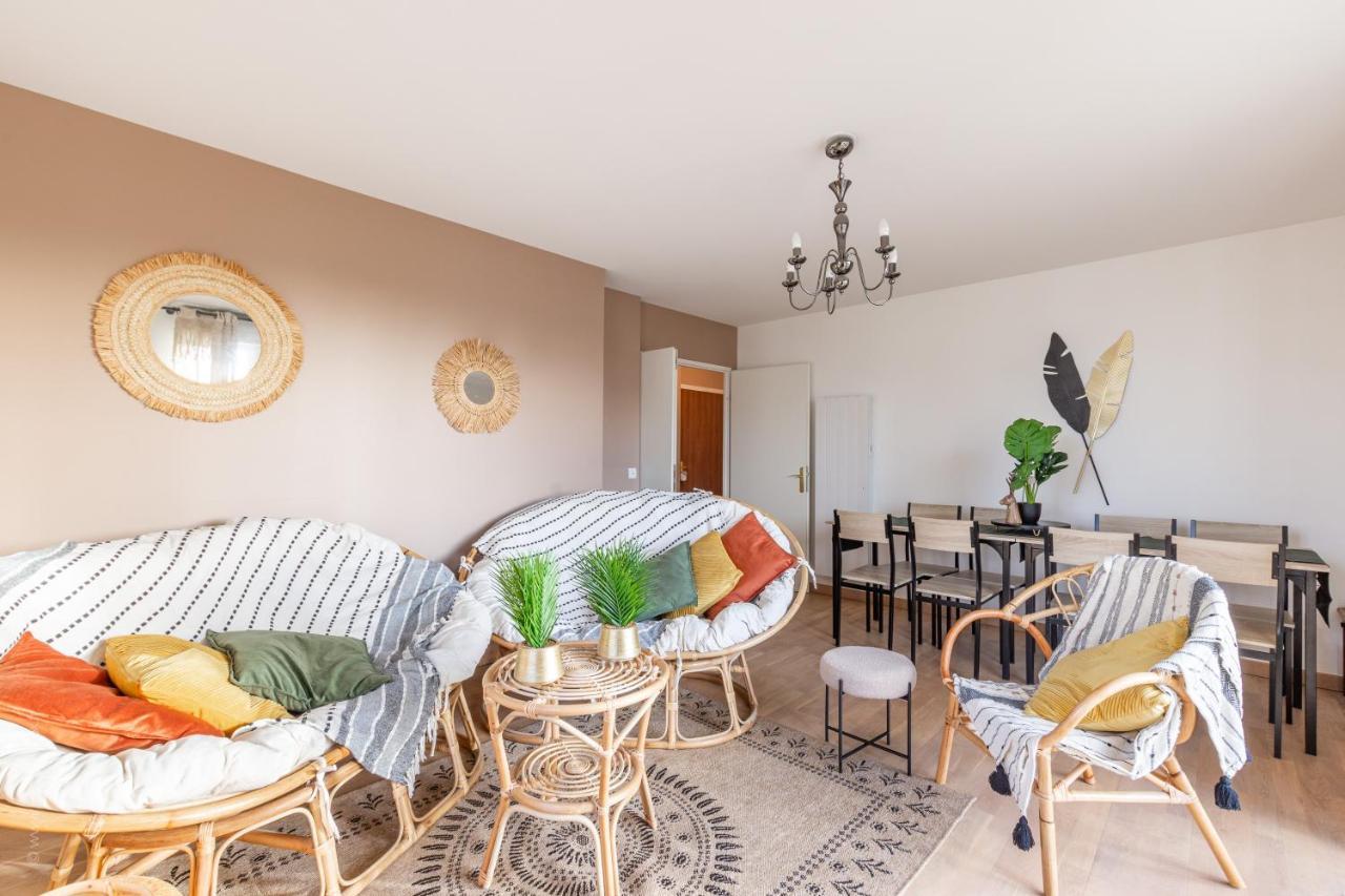 Апартаменти Luxe Flat For 7 - Fairytale Factory Бюссі-Сен-Жорж Екстер'єр фото