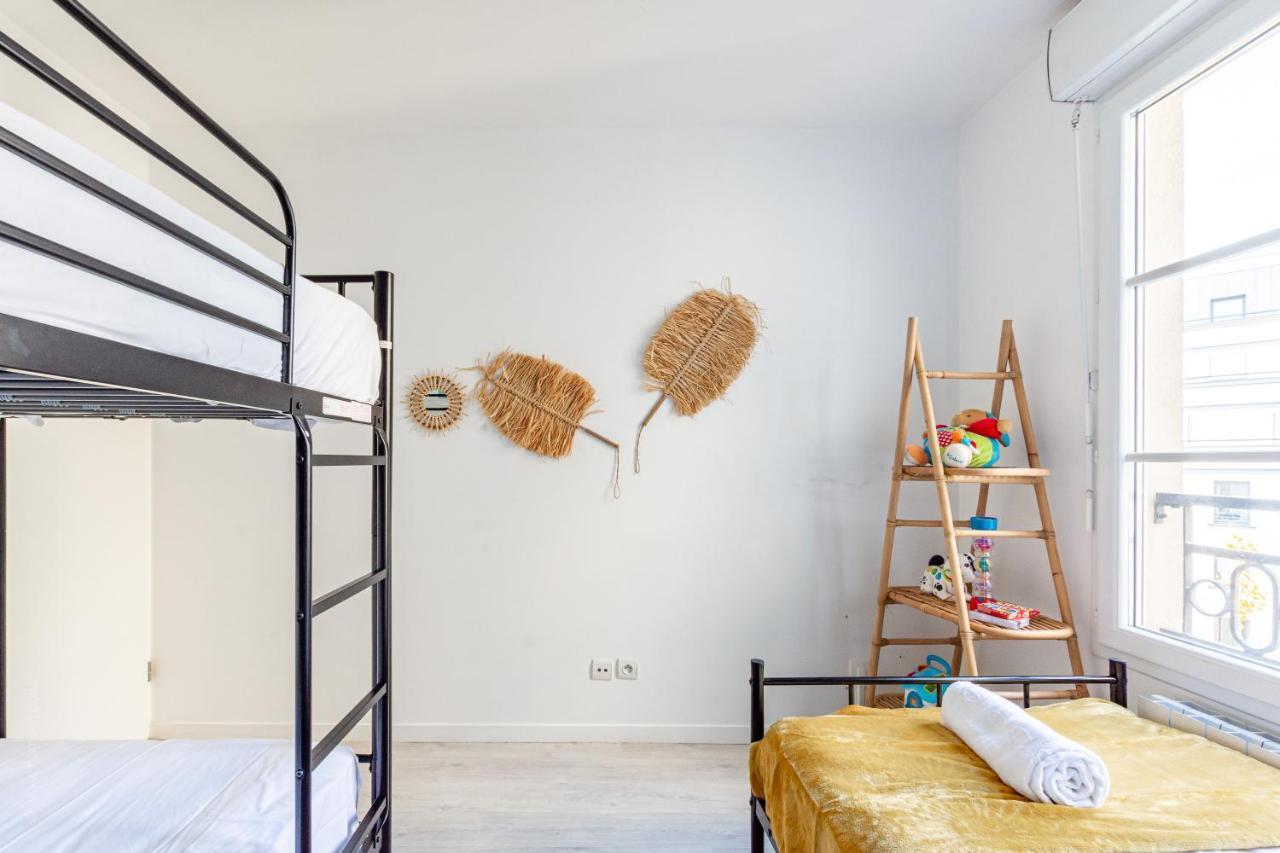 Апартаменти Luxe Flat For 7 - Fairytale Factory Бюссі-Сен-Жорж Екстер'єр фото